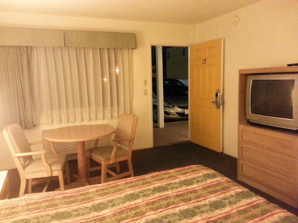 Villa Motel 2*